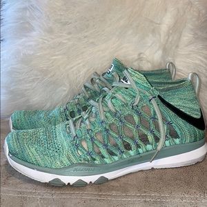 Men’s Nike Size US 11 Training shoes